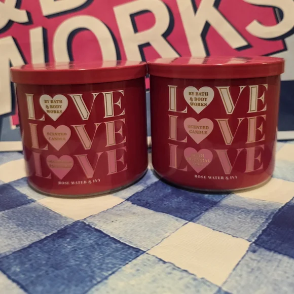 Rose Water And Ivy Valentines Day 3 Wick Candles From Bath And Body Works X2 - Picture 1 of 5